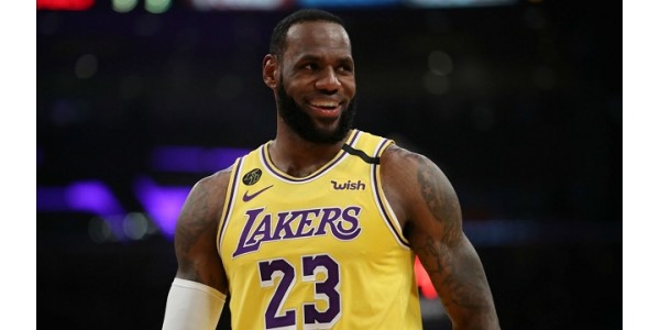 Jeder Basketballspieler ist der Wert der individuellen Existenz